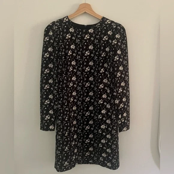 Club Monaco | Dresses | Club Monaco Puff Long Sleeve Mini Dress